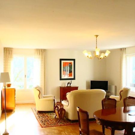 Large 2 Bed-Balcony-7 Mins Walk To Historic Centre Appartement Sarlat-la-Canéda Buitenkant foto